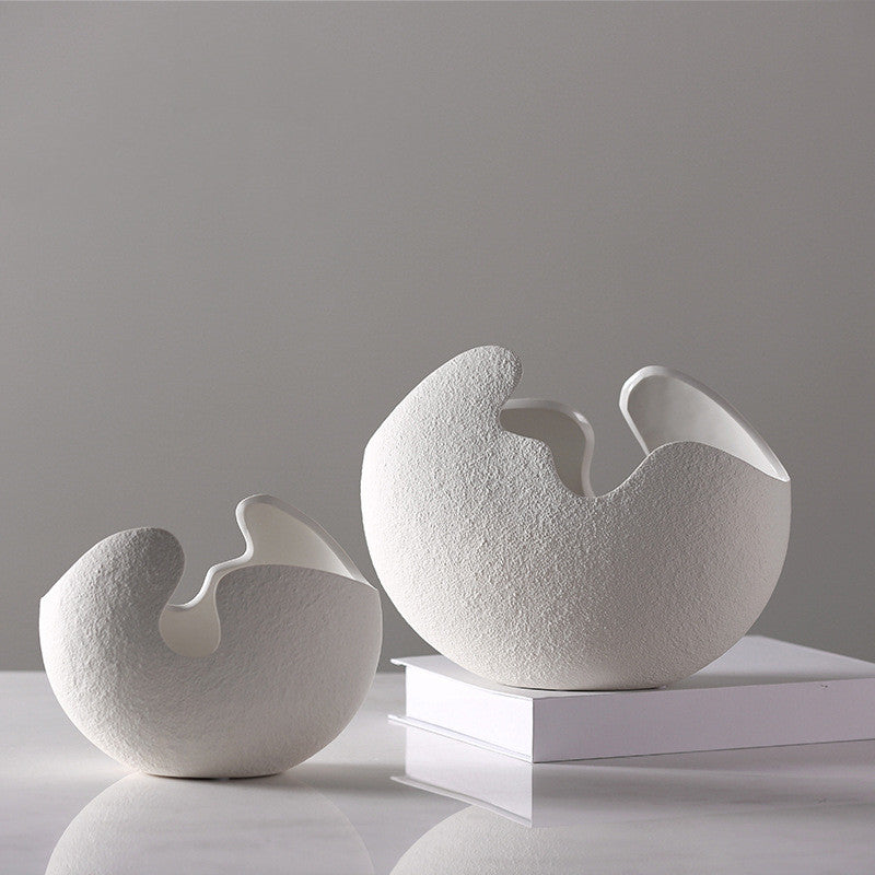 White Plain Baked Ceramic Eggshell Shaped Flower Pot