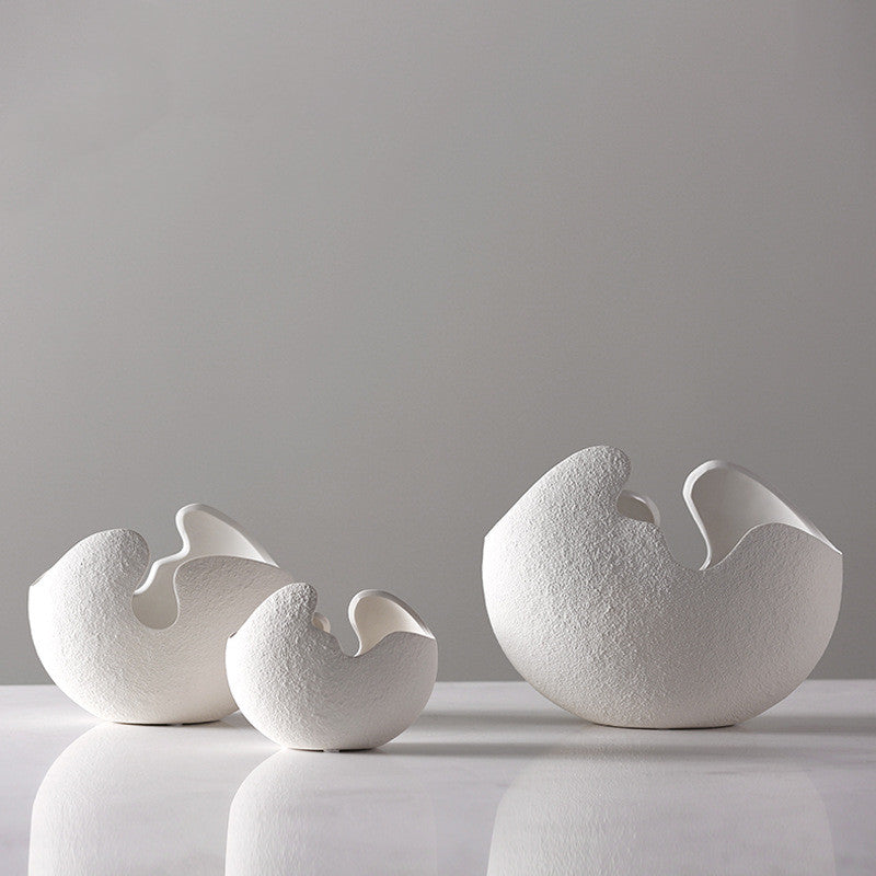 White Plain Baked Ceramic Eggshell Shaped Flower Pot